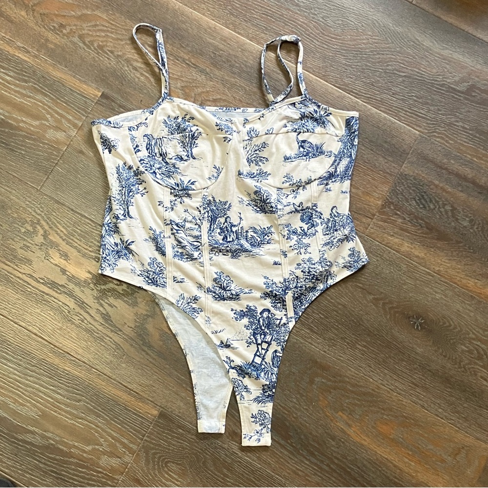 Cider 1XL bodysuit!